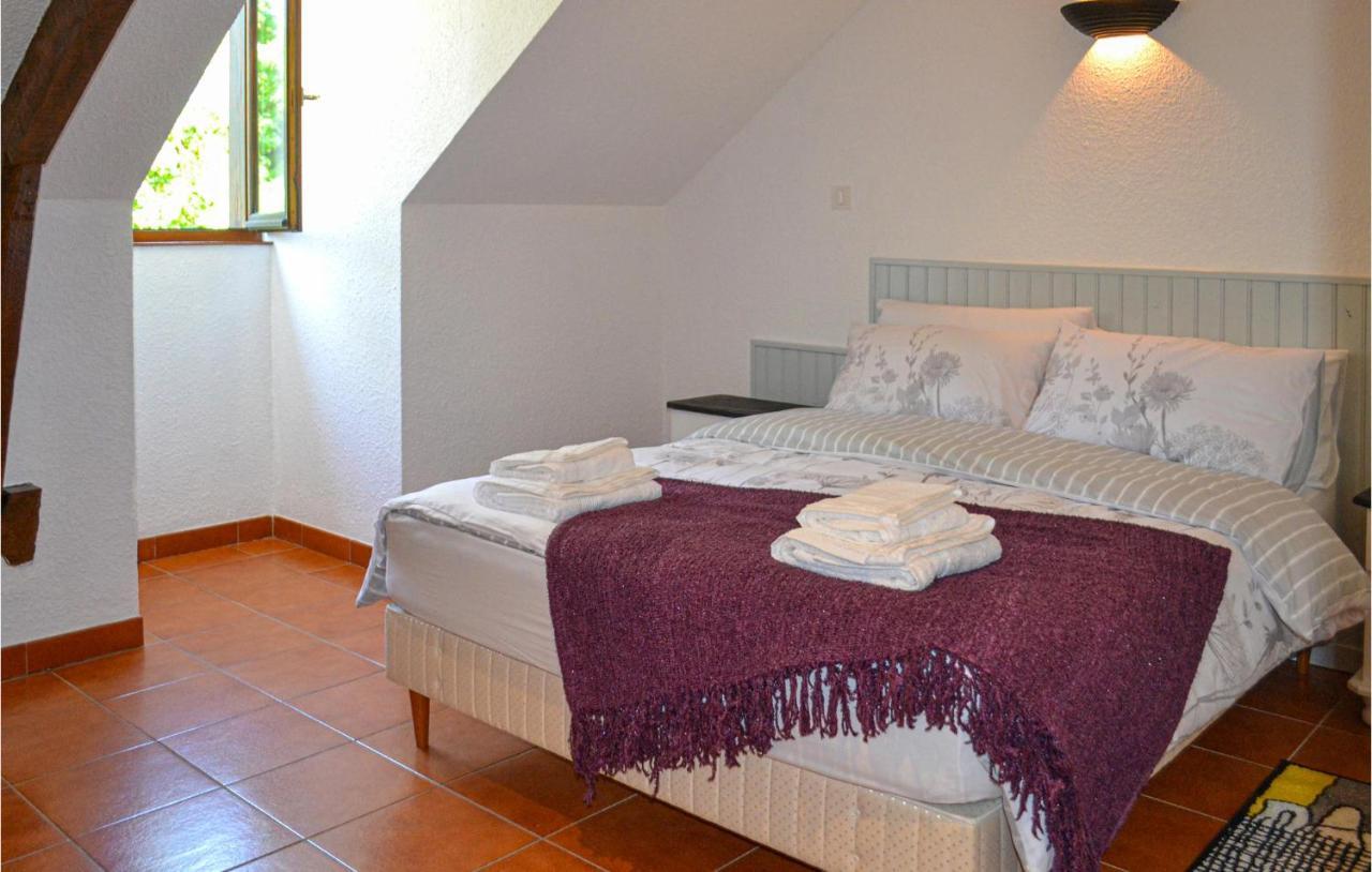 1 Bedroom Cozy Apartment In Vitrac 维塔克 外观 照片
