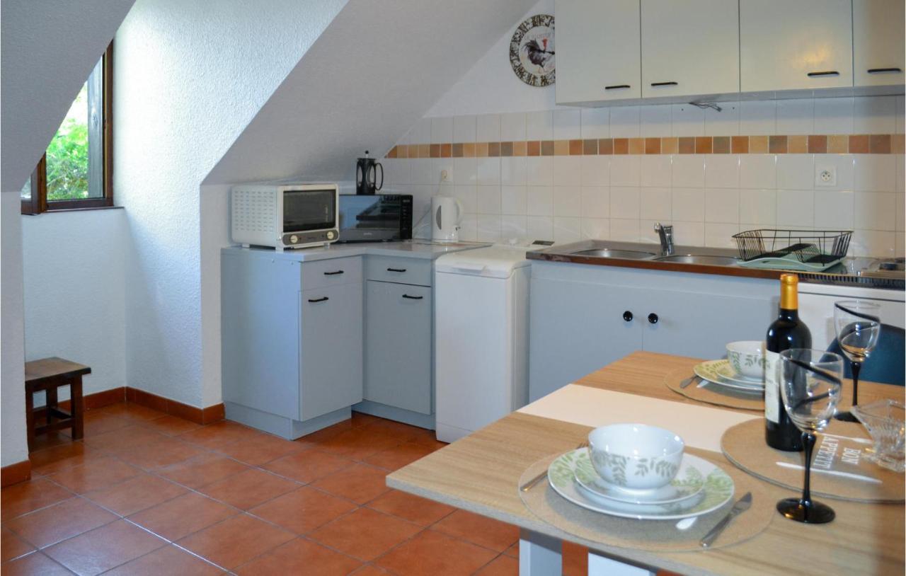 1 Bedroom Cozy Apartment In Vitrac 维塔克 外观 照片